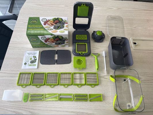 22pcs सब्जी काटना कटर ड्रेन बास्केट हैंडल और टिकाऊ मंडोलिन कटर के साथ Dicer